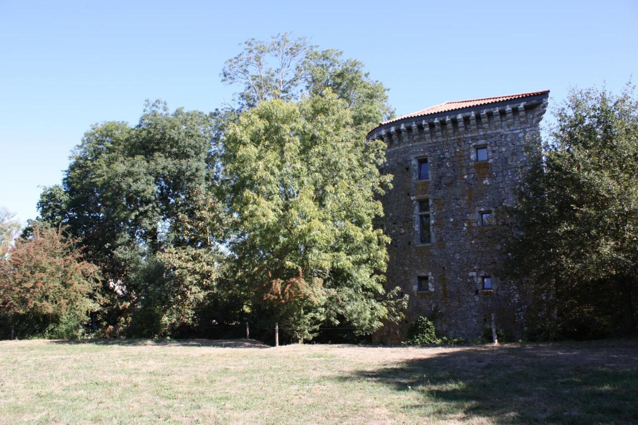 Bocage Belle Histoire Panzió Moutiers-Sous-Chantemerle Kültér fotó